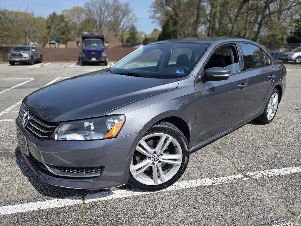 2015 VOLKSWAGEN Passat