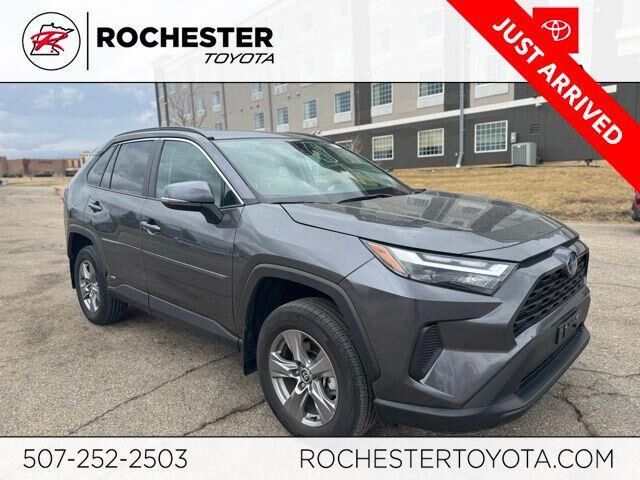 2024 TOYOTA RAV4