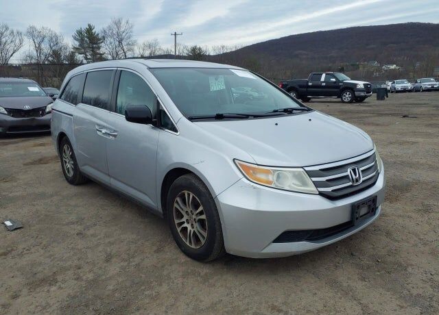 2013 HONDA Odyssey