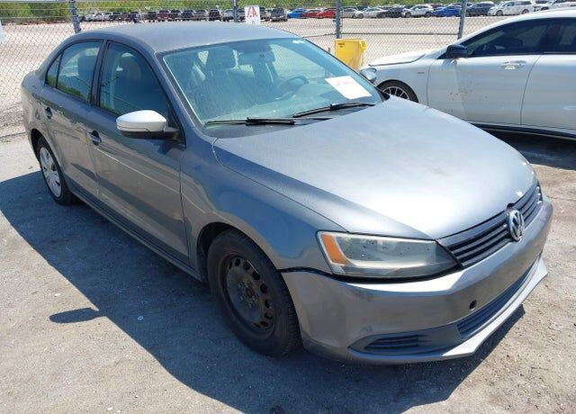 2014 VOLKSWAGEN Jetta