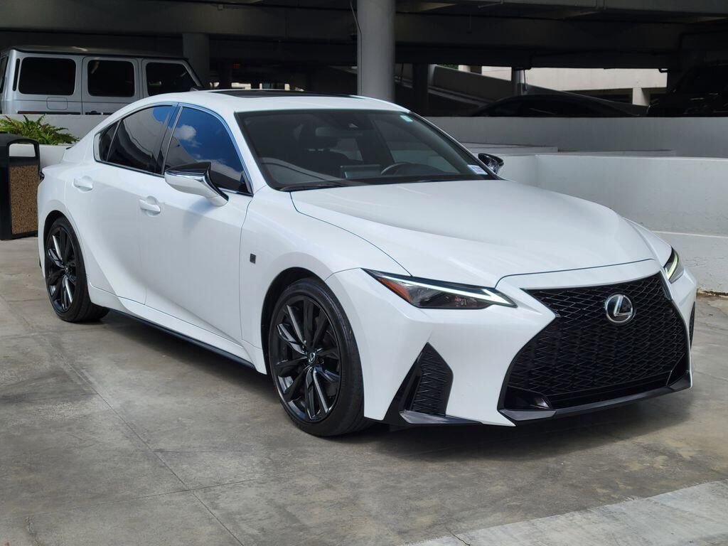 2024 LEXUS IS