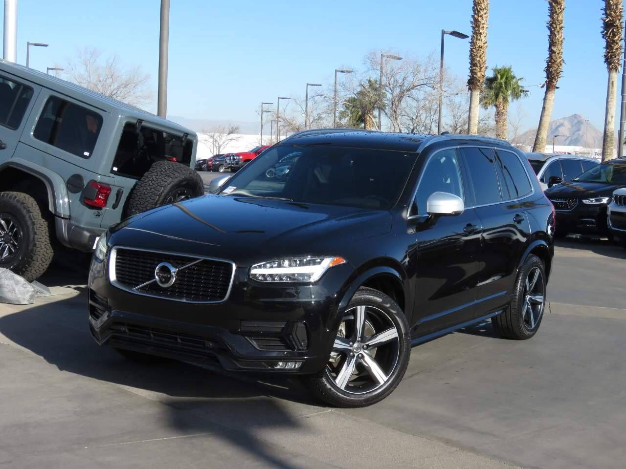 2017 VOLVO XC90