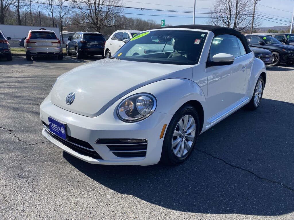 2017 VOLKSWAGEN Beetle