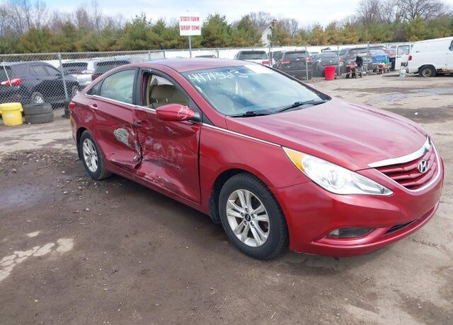 2013 HYUNDAI Sonata