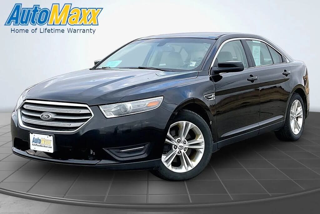 2013 FORD Taurus