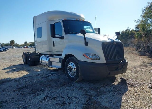 2020 INTERNATIONAL LT625