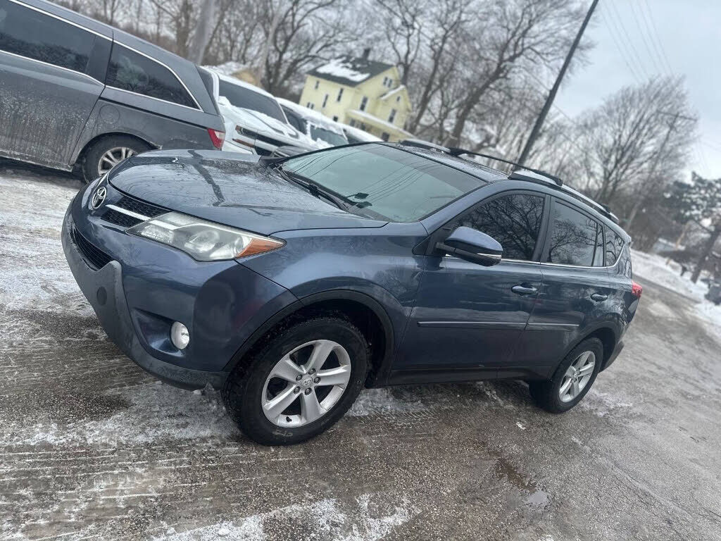 2013 TOYOTA RAV4