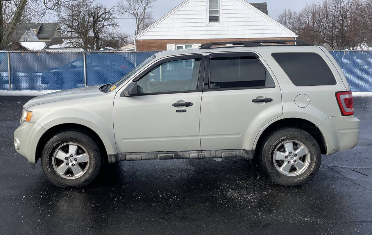 2009 FORD Escape