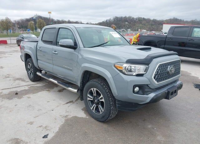 2019 TOYOTA Tacoma