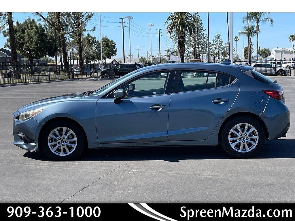 2015 MAZDA Mazda3