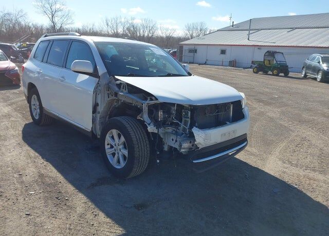 2012 TOYOTA Highlander