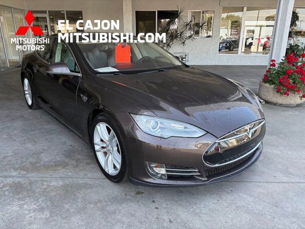 2014 TESLA Model S