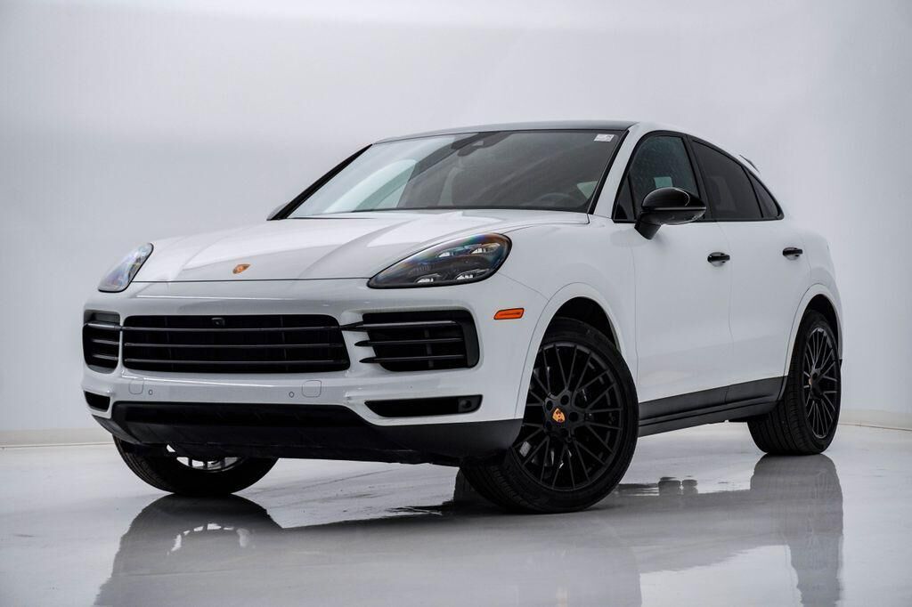 2023 PORSCHE Cayenne