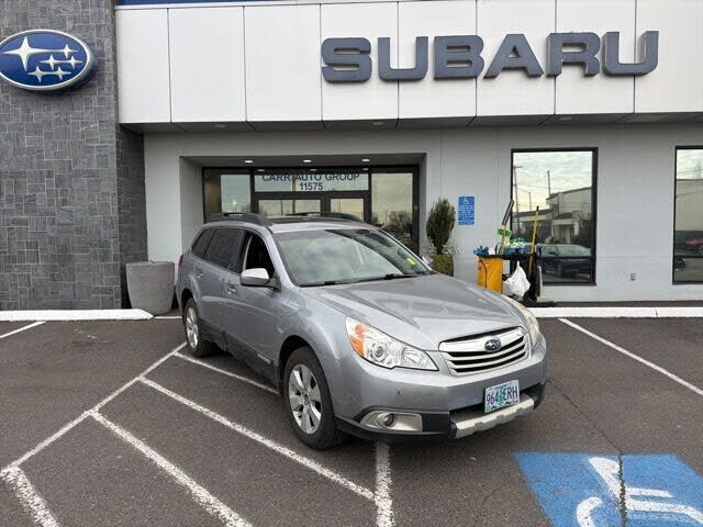 2010 SUBARU Outback
