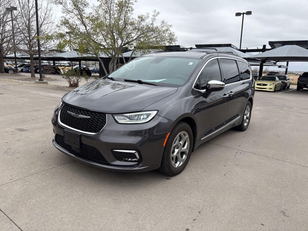 2023 CHRYSLER Pacifica