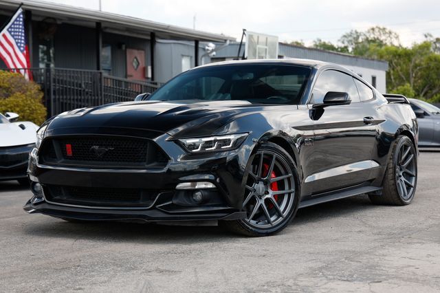2017 FORD Mustang