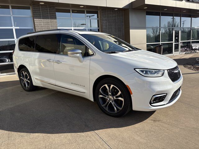 2021 CHRYSLER Pacifica