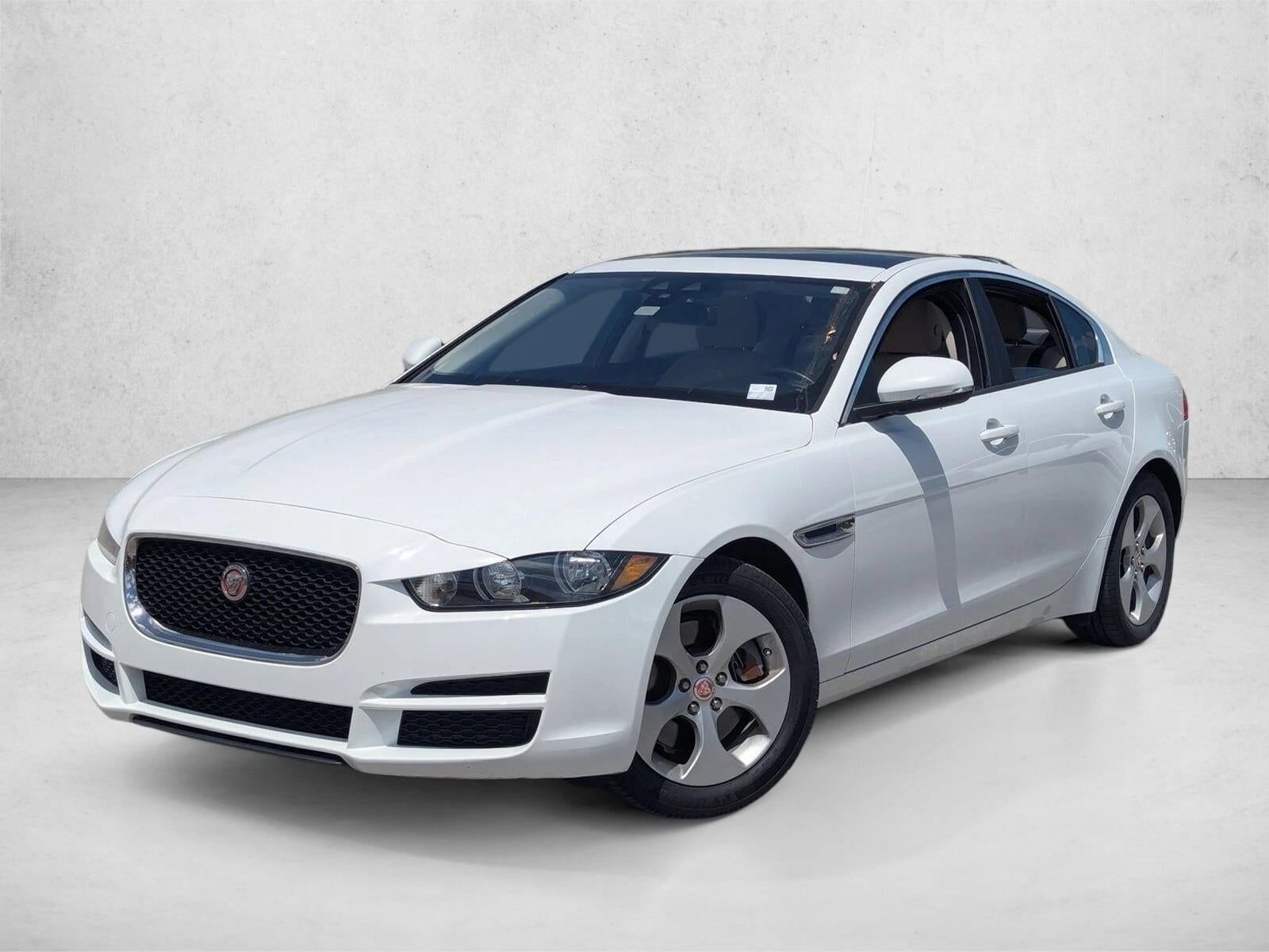 2017 JAGUAR XE