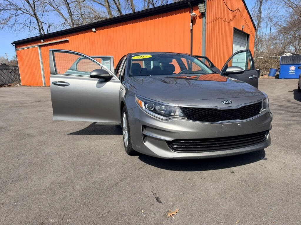 2017 KIA Optima