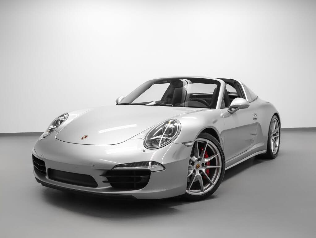 2015 PORSCHE 911