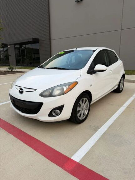 2013 MAZDA Mazda2