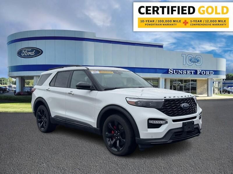 2022 FORD Explorer