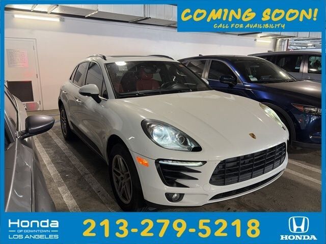 2018 PORSCHE Macan
