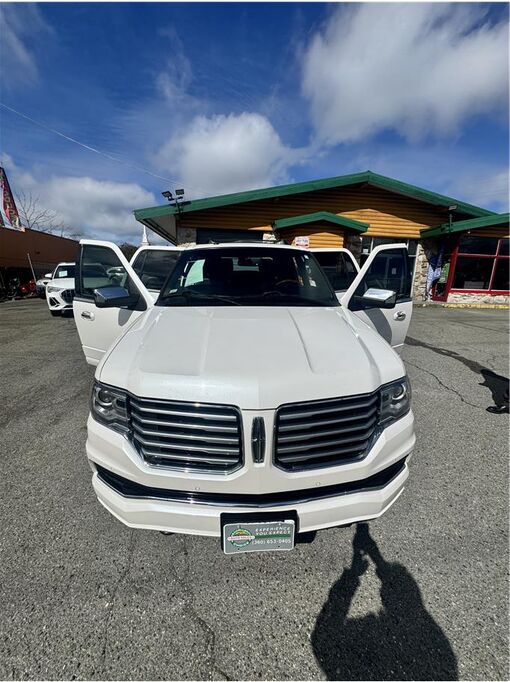 2015 LINCOLN Navigator