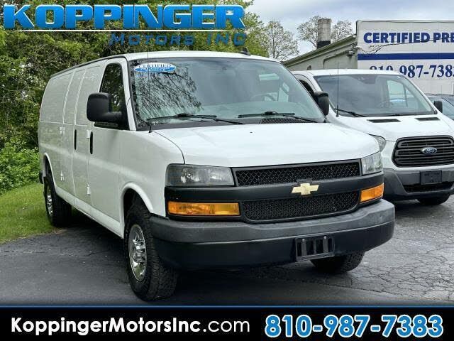2020 CHEVROLET Express