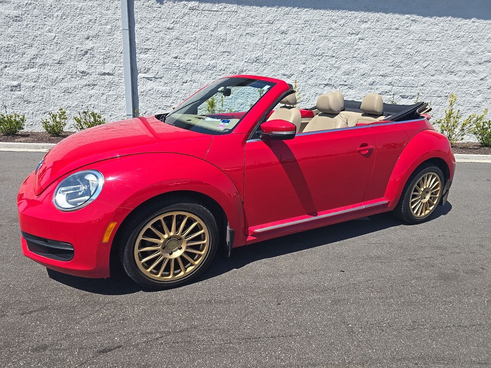 2013 VOLKSWAGEN Beetle
