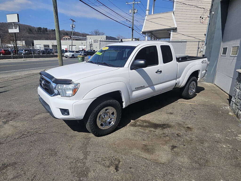 2013 TOYOTA Tacoma