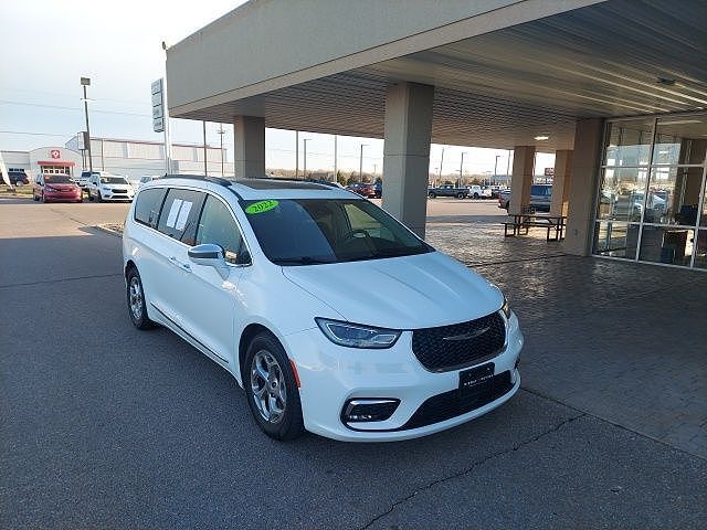 2022 CHRYSLER Pacifica
