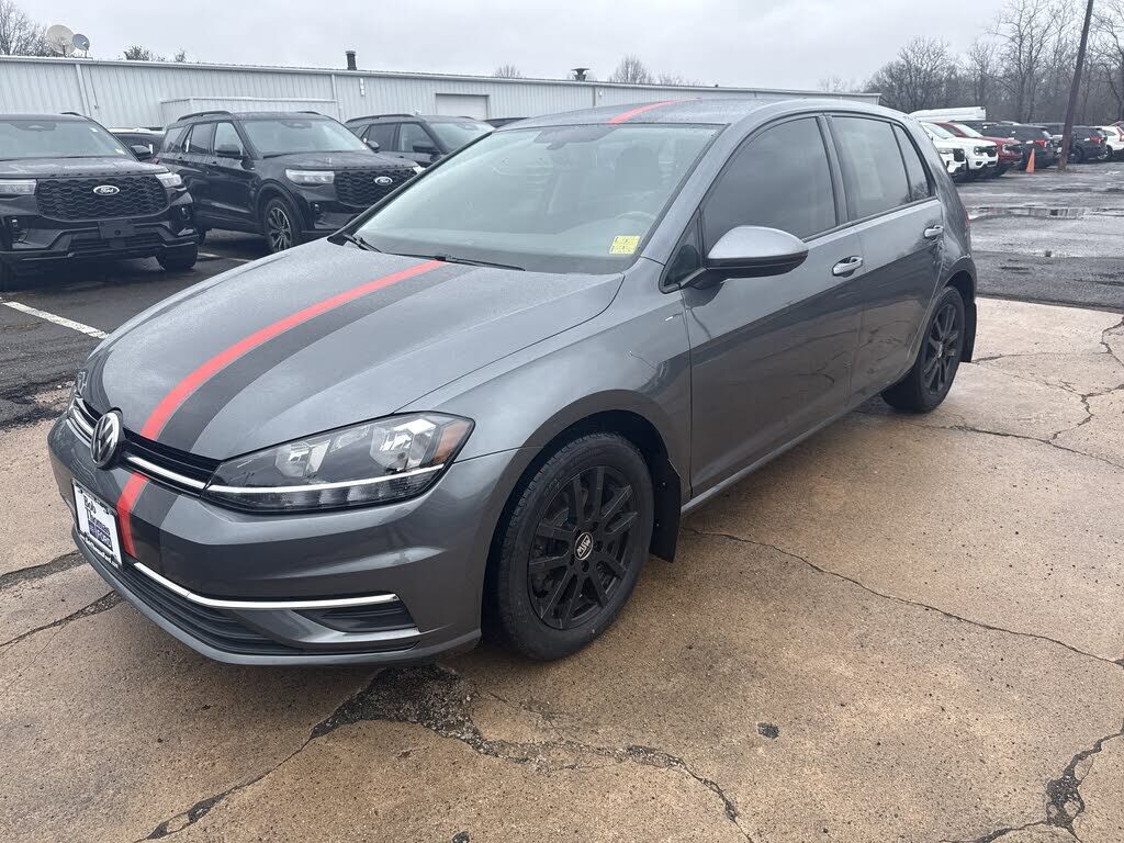 2019 VOLKSWAGEN Golf