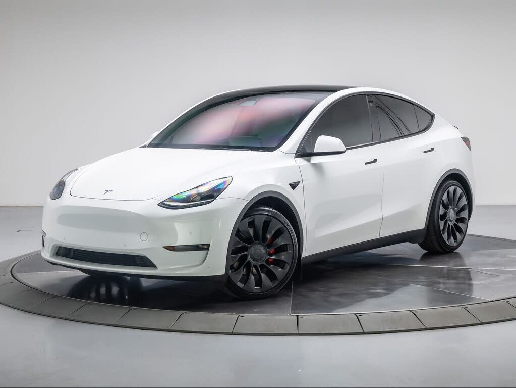 2022 TESLA Model Y