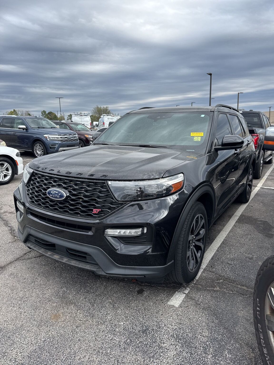 2021 FORD Explorer