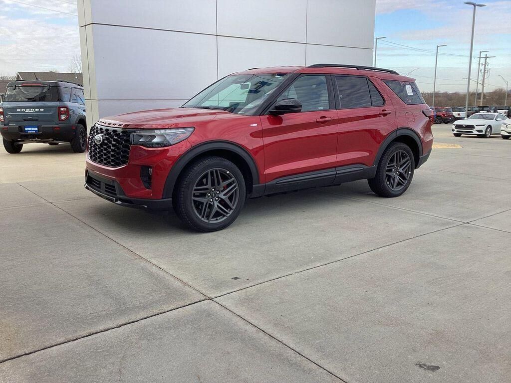 2025 FORD Explorer