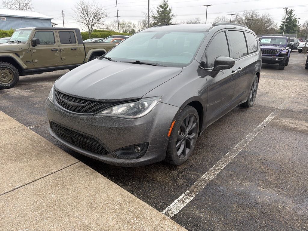 2020 CHRYSLER Pacifica