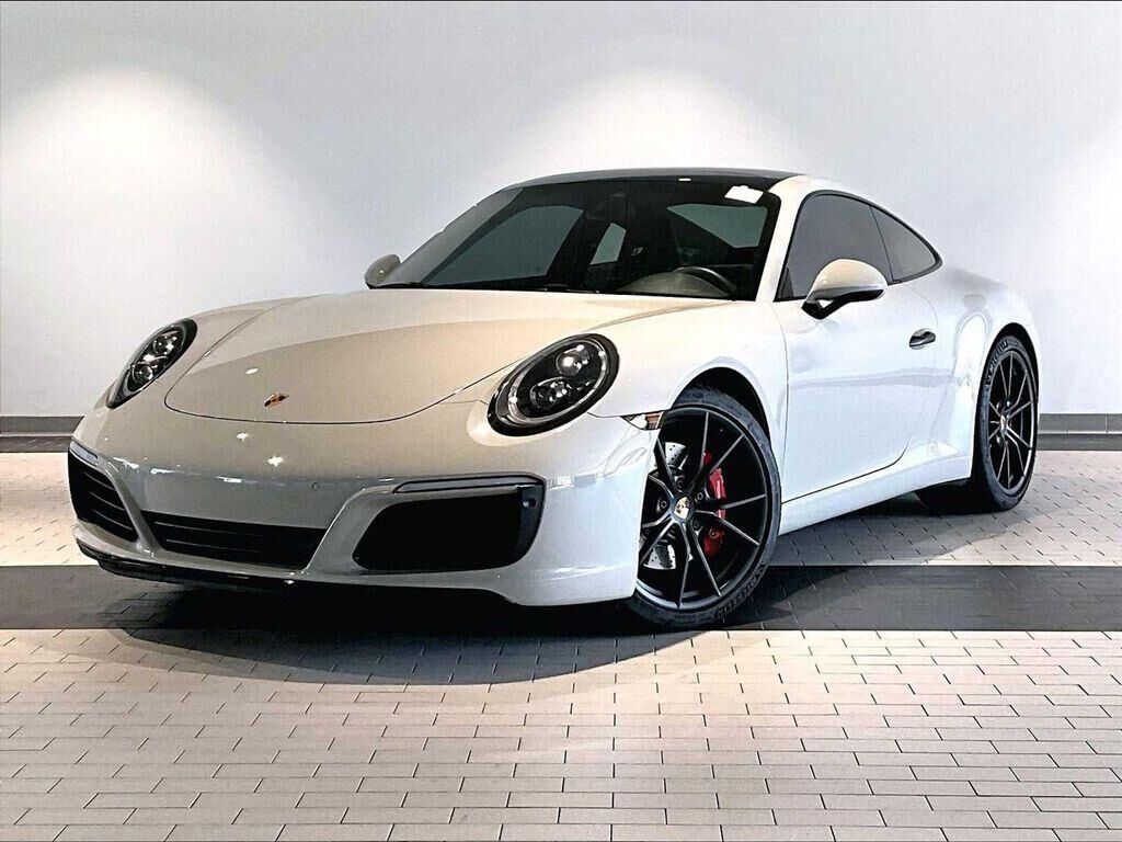 2019 PORSCHE 911