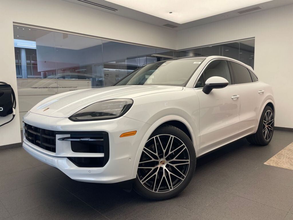 2026 PORSCHE Cayenne