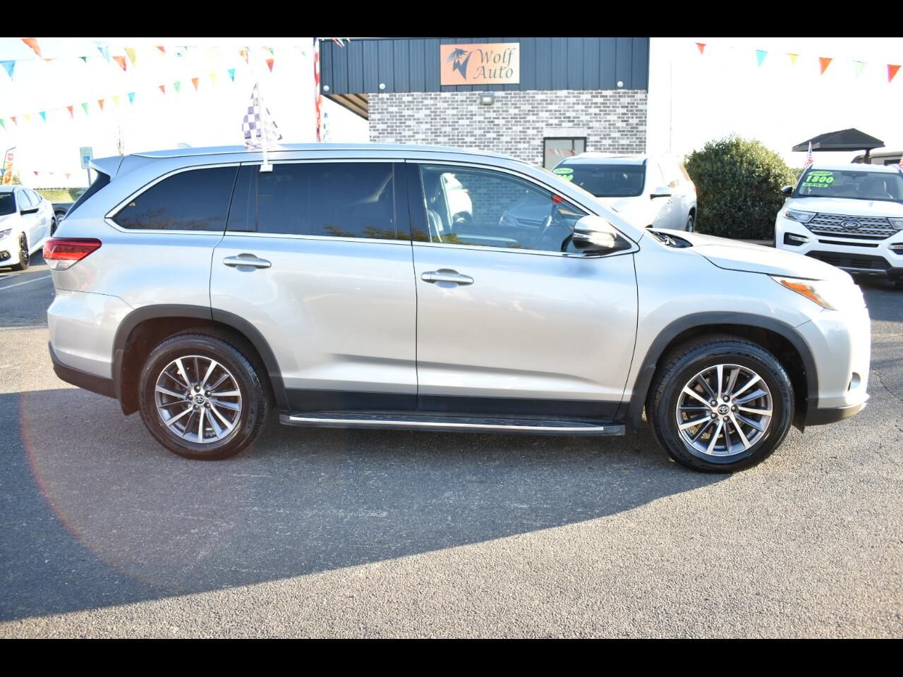 2019 TOYOTA Highlander