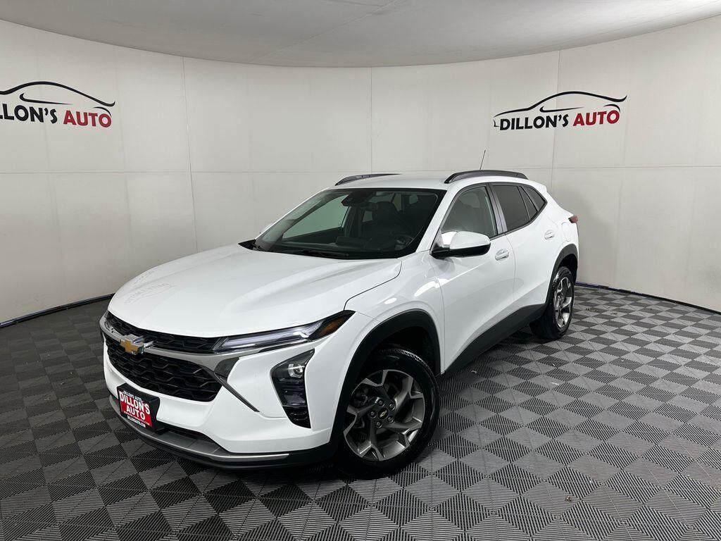 2025 CHEVROLET Trax
