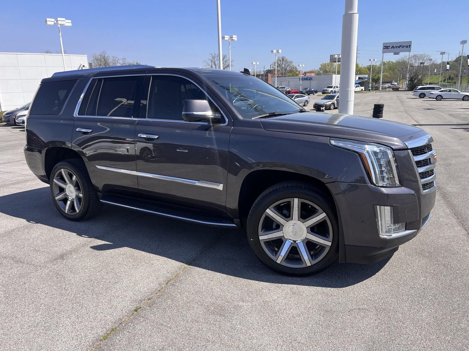 2017 CADILLAC Escalade