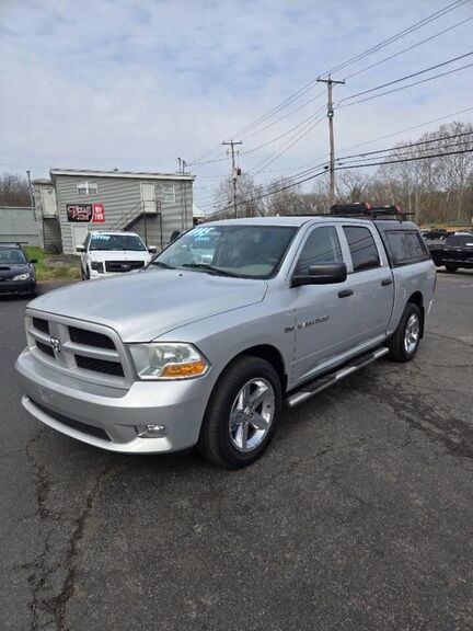 2012 DODGE Ram