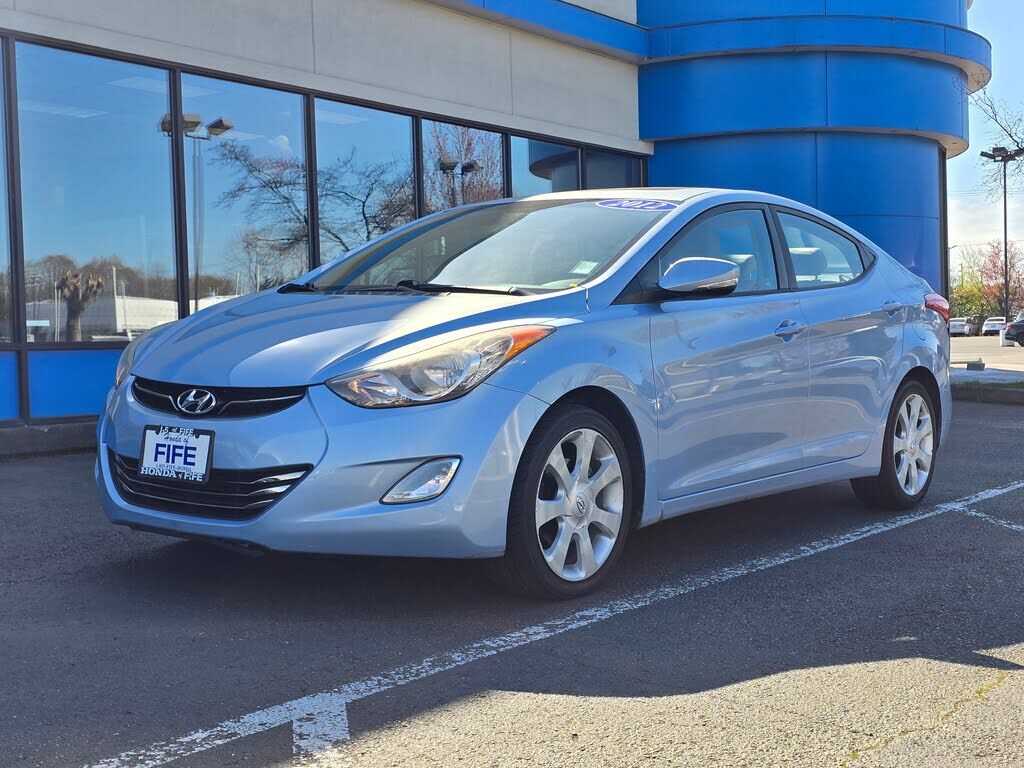 2012 HYUNDAI Elantra