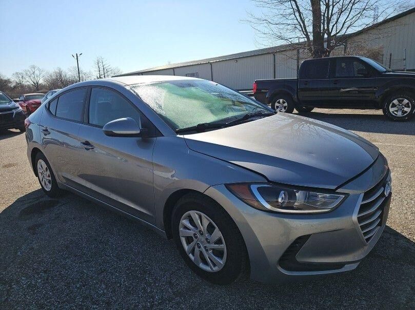 2017 HYUNDAI Elantra