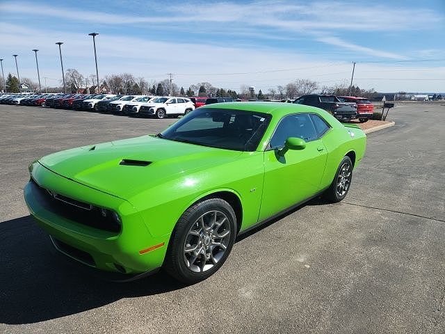 2017 DODGE Challenger