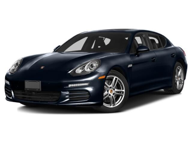 2015 PORSCHE Panamera