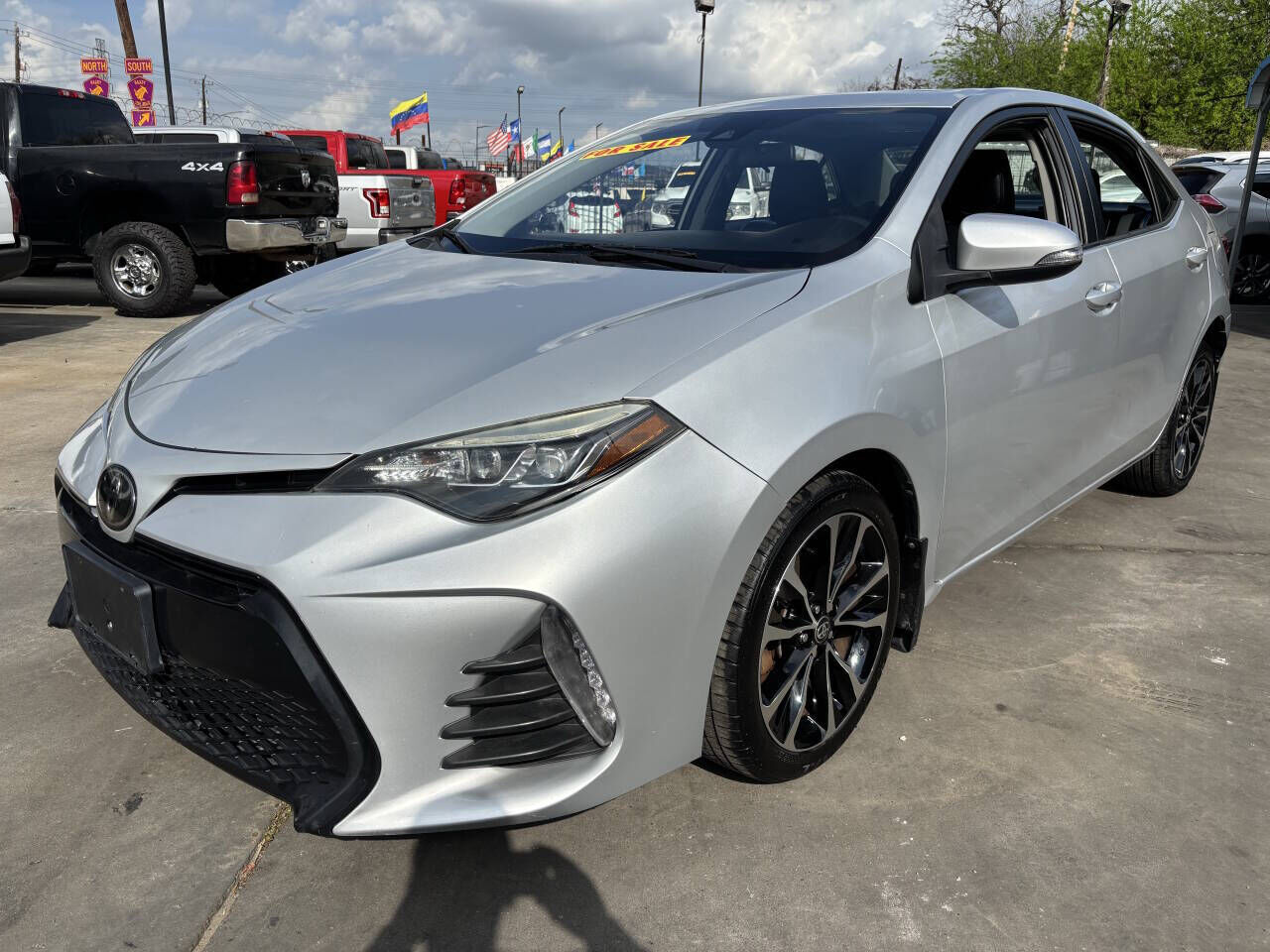 2018 TOYOTA Corolla