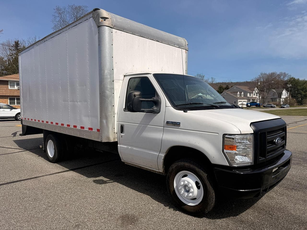 2018 FORD E-350