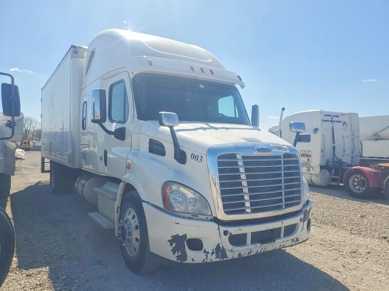2016 FREIGHTLINER Cascadia